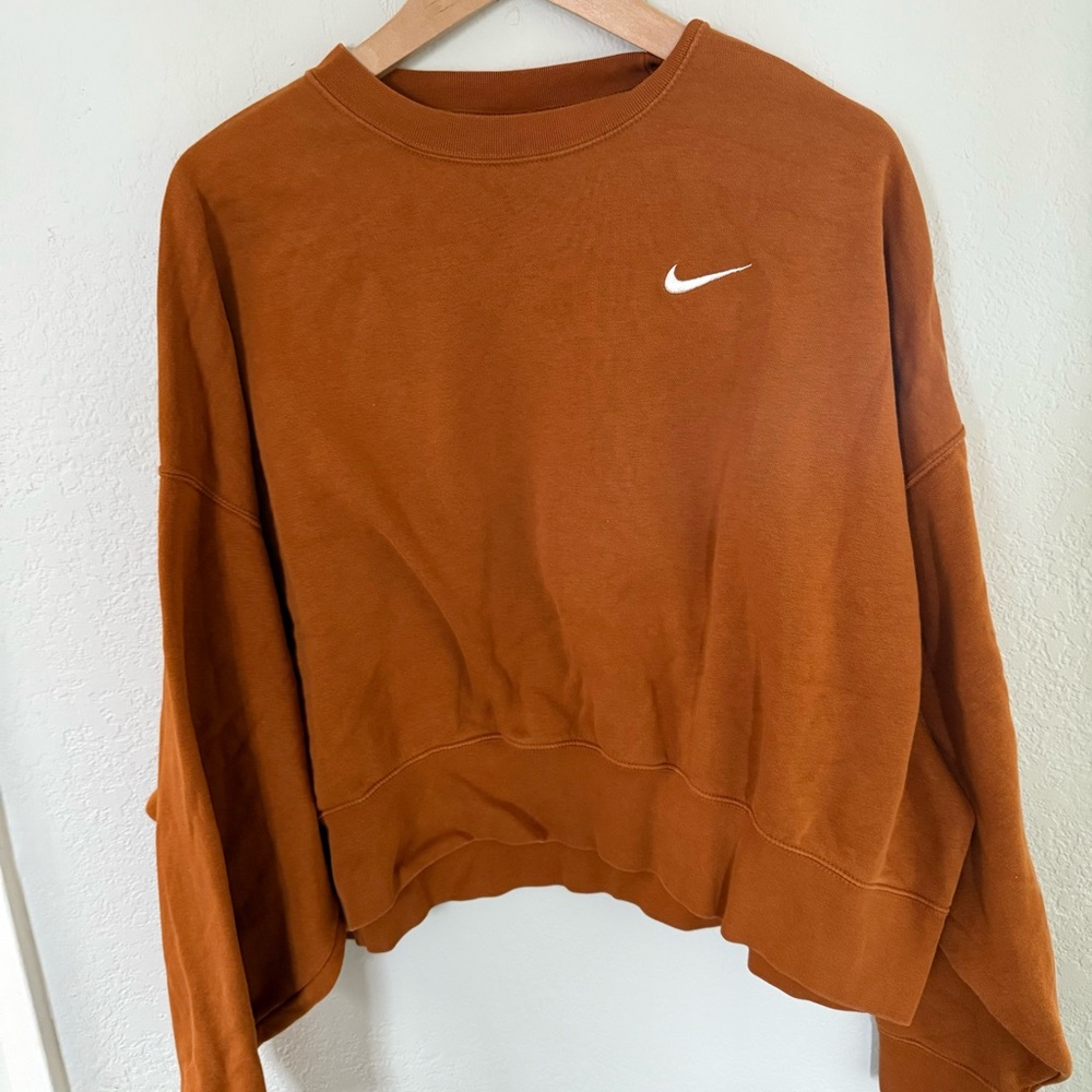 Nike oversized crop crewneck sweater